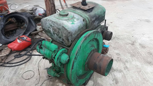 ขาย 12.000บาท เครื่องโซล่า ปั่นโรงสี รุ่นเก่า เครื่องแน่นแรงดีพร้อมใช้งาน