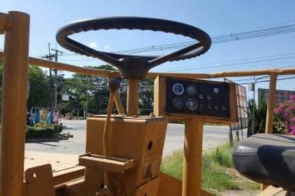 ขาย 765,000 รถบดสั่นสะเทือน หน้า-หลัง เบรคดาวน์ DYNAPAC CC42A 4X4 เอกสารเล่มทะเบียนครบ รถอยู่ จ.อุดรธานี 090-772-3710 090-772-3708