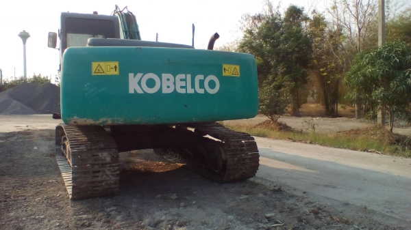 ขายแบคโฮ  KOBELCO  SK200-6