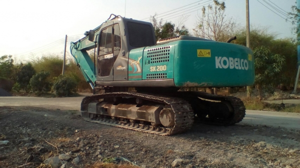 ขายแบคโฮ  KOBELCO  SK200-6