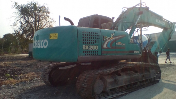 ขายแบคโฮ  KOBELCO  SK200-6