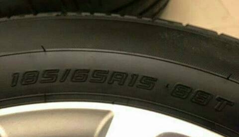 แม็กมาสด้า2 ขอบ15 พร้อมยางป้ายแดง