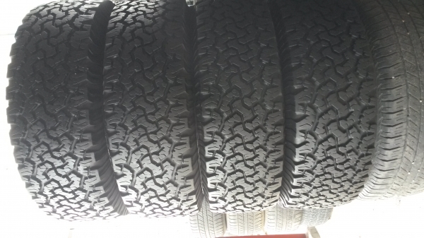 BF265/75/16ปี12 4เส้น