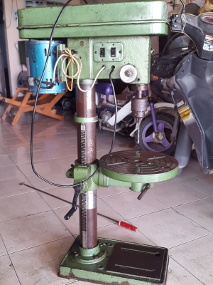 สว่านแท่น สวยๆ งานเก่าเก็บ ไฟบ้าน 5,500 ด่วนๆๆๆ มาเทสเครื่องก่อนได้ สว่านแท่น สวยๆ งานเก่าเก็บ ไฟบ้าน 5,500 ด่วนๆๆๆ มาเทสเครื่องก่อนได้