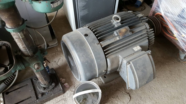 ขายมอเตอร์ TECO 25แรงสวยๆ