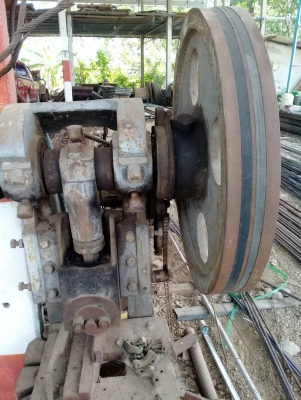 ขายด่วน เครื่องตัดเหล็ก  ใช้งานได้เลย ขายพร้อมได เพียง 35000 บาท