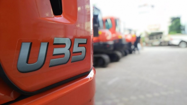 รถขุดเล็กคูโบต้า สัปดาห์สุดท้ายของเดือนมี.ค.