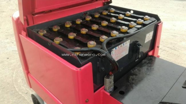 รถยกไฟฟ้า TOYOTA 3FB9 ราคา 105,000 บาท รหัสสินค้า : 81004743 www.nihonmono.com