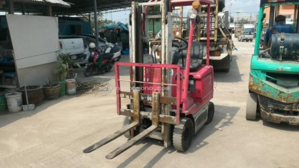 รถยกไฟฟ้า TOYOTA 3FBL7 ราคาพิเศษ 89,000 บาท รหัสสินค้า : 81004741 www.nihonmono.com