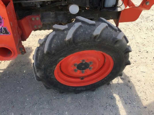 ขายรถคูโบต้า L4708พร้อมบุ๋งกี๋ตัก สวยมากๆ