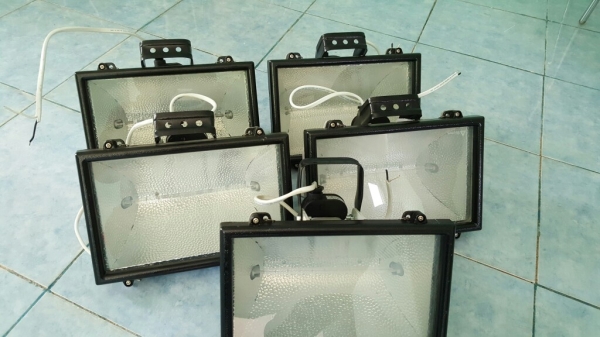 ขายสปอดไลท์