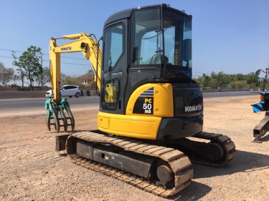 ขายรถแบคโฮ KOMATSU PC50MR-2 พร้อมหัวคีบ รถนอกนำเข้าจากญี่ปุ่น สภาพสวยพร้อมใช้งาน มีVDOการทำงานครับ