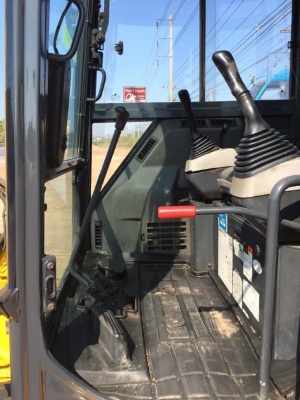 ขายรถแบคโฮ KOMATSU PC50MR-2 พร้อมหัวคีบ รถนอกนำเข้าจากญี่ปุ่น สภาพสวยพร้อมใช้งาน มีVDOการทำงานครับ