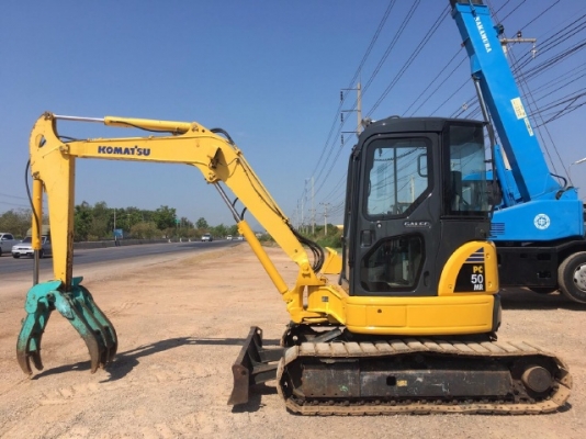 ขายรถแบคโฮ KOMATSU PC50MR-2 พร้อมหัวคีบ รถนอกนำเข้าจากญี่ปุ่น สภาพสวยพร้อมใช้งาน มีVDOการทำงานครับ