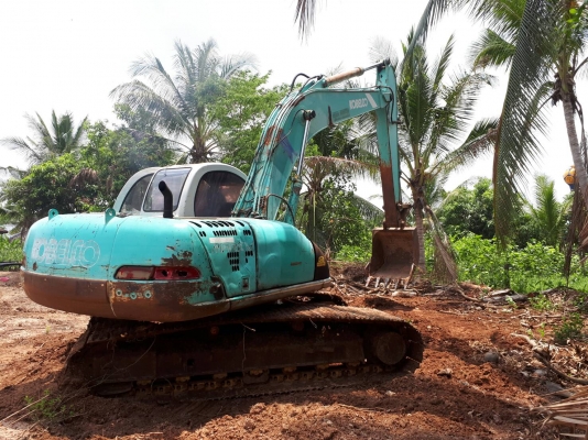 ขายด่วน รถแม็คโคร KOBELCO SK 200 MATR-5 รถสภาพพร้อมใช้งาน เครืองปั้มดี ไฟฟ้าสมบูรณ์ โซ่ช่วงล่างดี เอวแน่น เอกสารเล่มทะเบียน