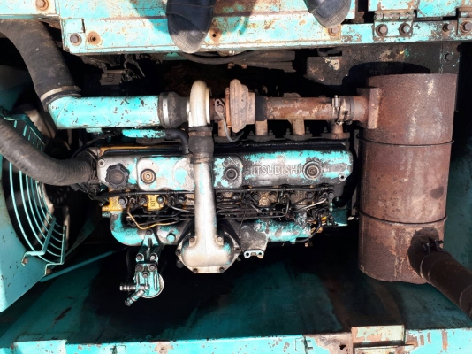 ขายด่วน รถแม็คโคร KOBELCO SK 200 MATR-5 รถสภาพพร้อมใช้งาน เครืองปั้มดี ไฟฟ้าสมบูรณ์ โซ่ช่วงล่างดี เอวแน่น เอกสารเล่มทะเบียน