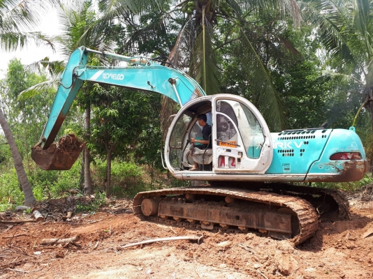 ขายด่วน รถแม็คโคร KOBELCO SK 200 MATR-5 รถสภาพพร้อมใช้งาน เครืองปั้มดี ไฟฟ้าสมบูรณ์ โซ่ช่วงล่างดี เอวแน่น เอกสารเล่มทะเบียน