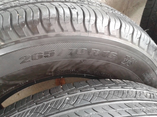 ยาง มีชลีน 265/70R16ปี14 ชุดนี้ ราคา 3500 บาท