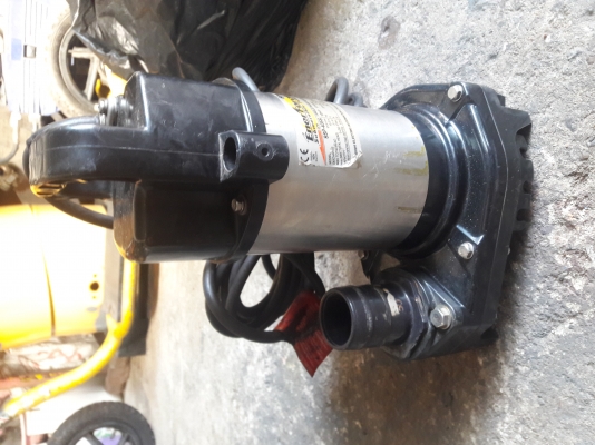 ขาย !! ไดโว่.มิตซู.ขนาด1/2แรง220v.ท่อ1.5"สภาพดี.พร้อมใช้งาน