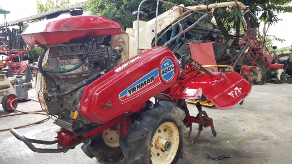 รถพรวนดินสาดออกข้าง รหัสสินค้า D2 - 8 รถพรวนดินสาดออกข้าง รหัสสินค้า D2 - 8