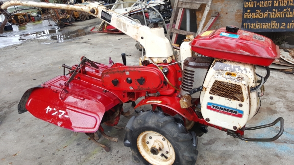 รถพรวนดินสาดออกข้าง  รหัสสินค้า D2 - 8