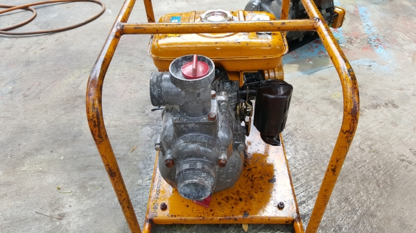 ปั้มน้ำ 2 x 2  นิ้ว  3.4 แรง 4 จังหวะ