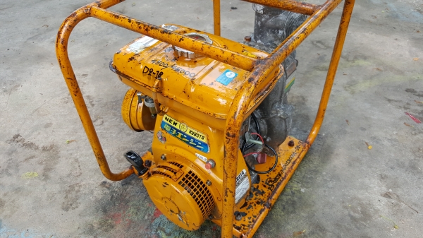 ปั้มน้ำ 2 x 2  นิ้ว  3.4 แรง 4 จังหวะ