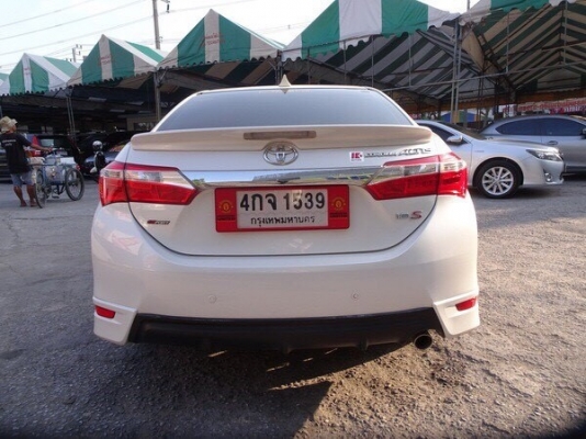 TOYOTA ALTIS 1.8ESPORT เกียร์AT ปี 2015 โทร 062-991-6649 ดาวออโต้เบสท์