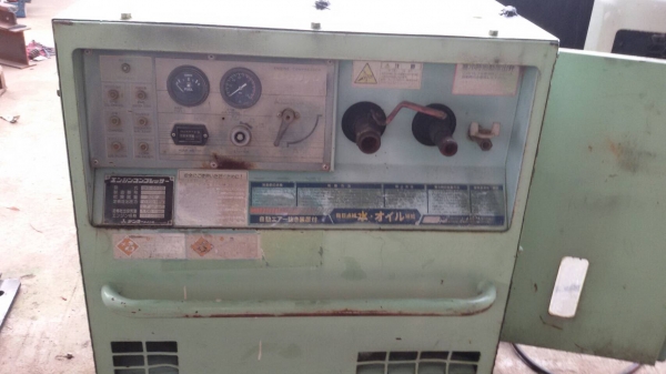 ขายปั้มลม สภาพเก่านอก ราคา60000บาท สนใจ ติดต่อ ปิ่น0819176906