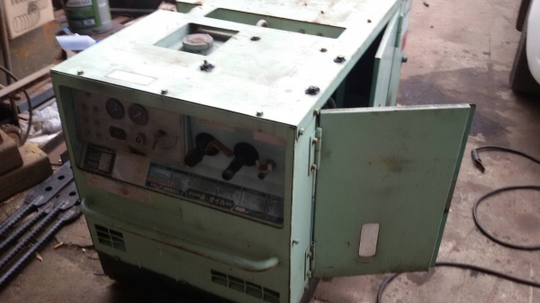 ขายปั้มลม สภาพเก่านอก ราคา60000บาท สนใจ ติดต่อ ปิ่น0819176906