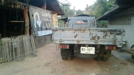 ISUZU NPR115