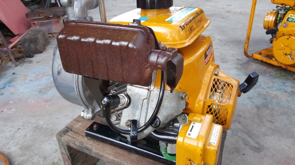 ปั้มน้ำ เข้าออก 1.5 x 1.5 นิ้ว 2.2 แรง 4 จังหวะ ปั้มน้ำ เข้าออก 1.5 x 1.5 นิ้ว 2.2 แรง 4 จังหวะ