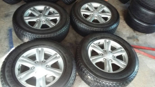 แม็ก Isuzu mu 7 ขอบ17 พร้อมยาง ชุดที่1