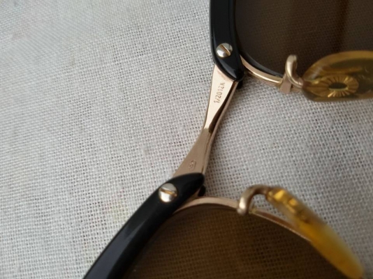 ขายแว่นกันแดด RODENSTOCK 12K