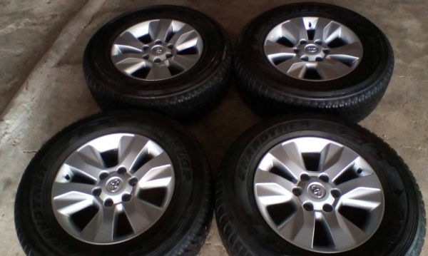 แม็ก TOYOTA REVO ขอบ17&quot; พร้อมยาง