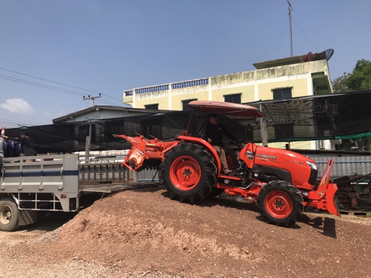 ปัญญาแทรคเตอร์..จัดมาให้ครับ ด่วน!!!คูโบต้า L4708ใบมีดคานล่างพร้อมโรตาลี่182 ยางใหม่4เส้น สภาพพร้อมใช้  เล่มทะเบียนพร้อม จัดส่ง อ.พรมพิราม จ.พิษณุโลก