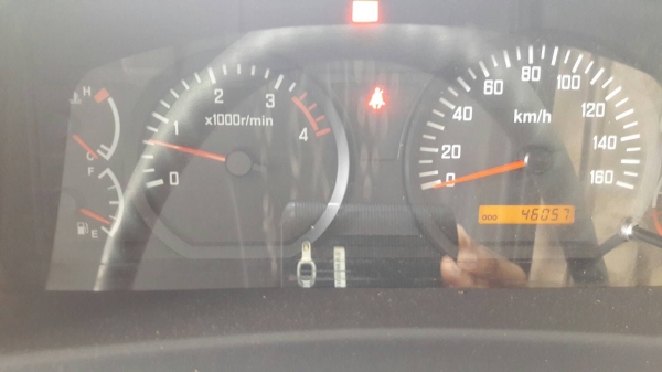 ขาย 6 ล้อ ISUZU FRR210 แรง ปี57 ใช้น้อยวิ่ง 46,000 กม.
