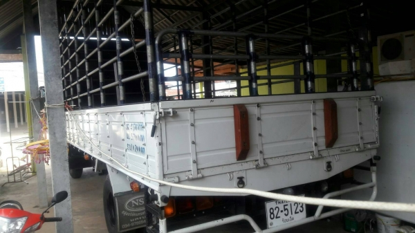 ขาย 6 ล้อ ISUZU FRR210 แรง ปี57 ใช้น้อยวิ่ง 46,000 กม.