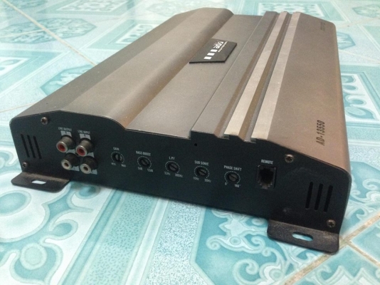 แอมป์คลาสดี a/d/s มือสองสภาพสวยเดิมๆไม่เคยซ่อม ใช้งานปกติ เบสดี ไม่กินไฟ ขับ10"-12"หล่อว้อยไม่เกิน2.5"ได้ ขาย 1950 บาท สนใจ0892425454 อยู่สระบุรี