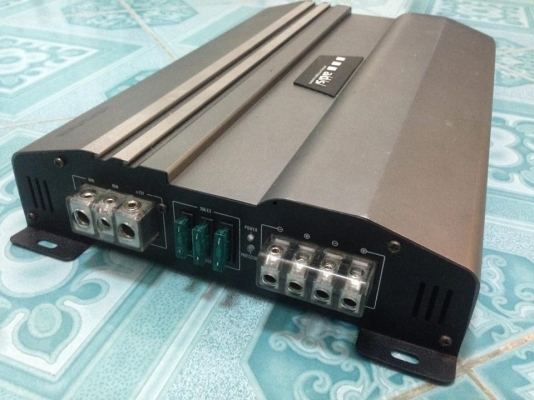 แอมป์คลาสดี a/d/s มือสองสภาพสวยเดิมๆไม่เคยซ่อม ใช้งานปกติ เบสดี ไม่กินไฟ ขับ10"-12"หล่อว้อยไม่เกิน2.5"ได้ ขาย 1950 บาท สนใจ0892425454 อยู่สระบุรี