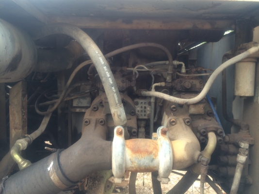 HITACHI EX-2เครื่องปั้มเยี่ยมโซ่แย่ขายครับ HITACHI EX-2เครื่องปั้มเยี่ยมโซ่แย่ขายครับ