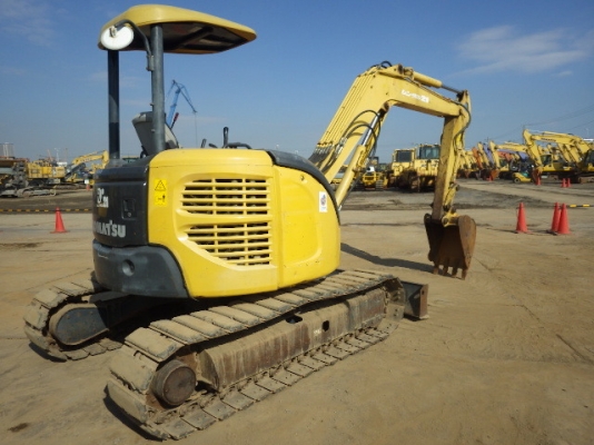 Komatsu PC40MR-2 แทรคเหล็ก+ก้อนยาง มีไลน์หัวเจาะ นำเข้าเองจากญี่ปุ่นโดยตรง