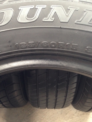 Dunlop sp sport 185 60 r15 ปี14-15 Dunlop sp sport 185 60 r15 ปี14-15