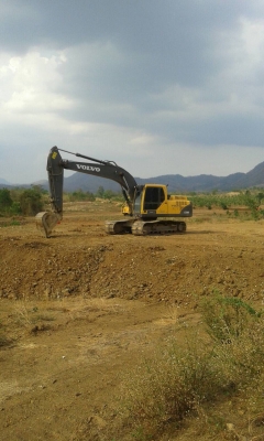 รถแบคโฮ VOLVO EC210B  ตัวใหม่ ใช้งานมือเดียว