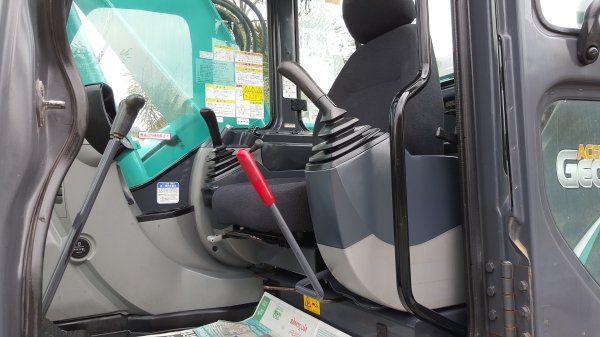 ของเข้าใหม่SK135-2YY05เก่าญี่ปุ่นแท้มีใบมีดดันใบแทรค60หน้าใช้มากๆ