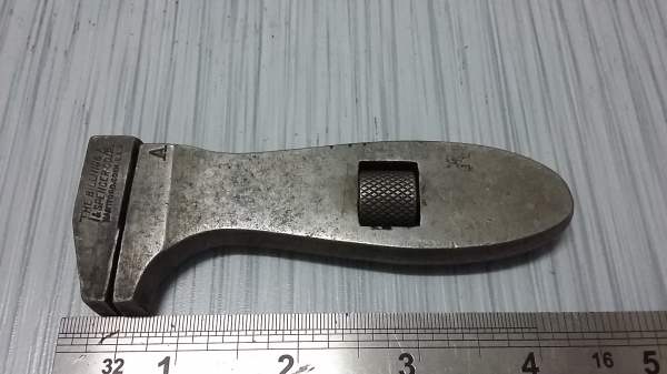 ประแจเลื่อนโบราณ 4 นิ้ว made in USA อายุกว่าร้อยปี