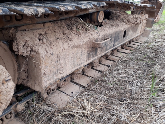 ขายด่วน KOMATSU PC120-5 สภาพพร้อมใช้งาน เครื่องปั้มดี รถทำงานไม่โหลด ตัวเดินดี โซ่หนา บู๊ชแตก รถใช้งาน ประจำทุกวัน