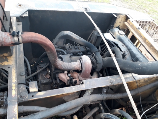 ขายด่วน KOMATSU PC120-5 สภาพพร้อมใช้งาน เครื่องปั้มดี รถทำงานไม่โหลด ตัวเดินดี โซ่หนา บู๊ชแตก รถใช้งาน ประจำทุกวัน