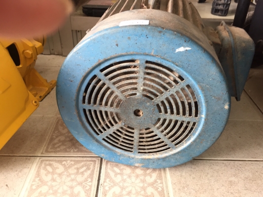 มอเตอร์ hitachi 10hp ไฟ3เฟส ราคา4,500บาท