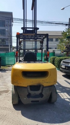 +++ ขายโฟล์คลิฟท์  KOMATSU FD40-7  ขนาด 4  ตัน  เครื่องยนต์ดีเซล  เสา 4.5  เมตร  งาสไลด์ซ้าย + ขวา  เกียร์ออโตเมติค  ยางตันครับ